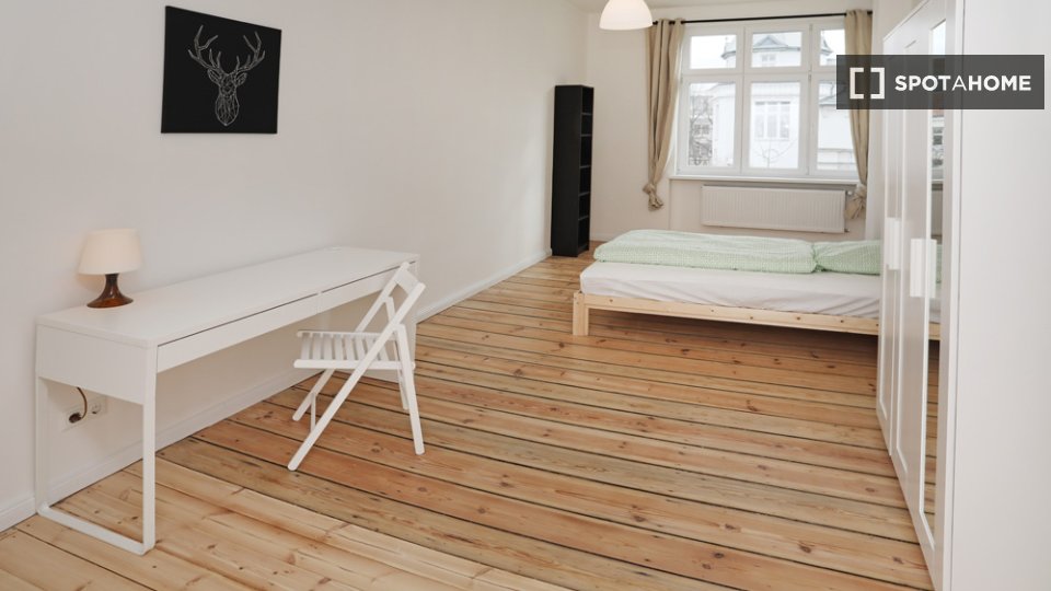 Double room Berlin, 4 beds, 114m² — photo 5