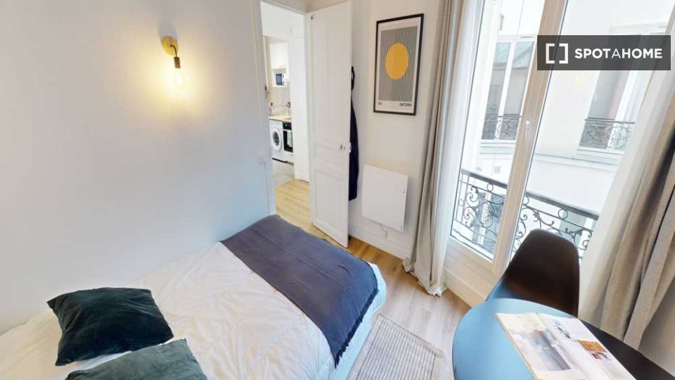 Double room Paris, 3 beds, 50m² — photo 10