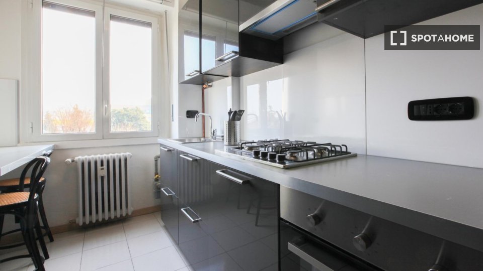 Double room Milan, 4 beds — photo 11