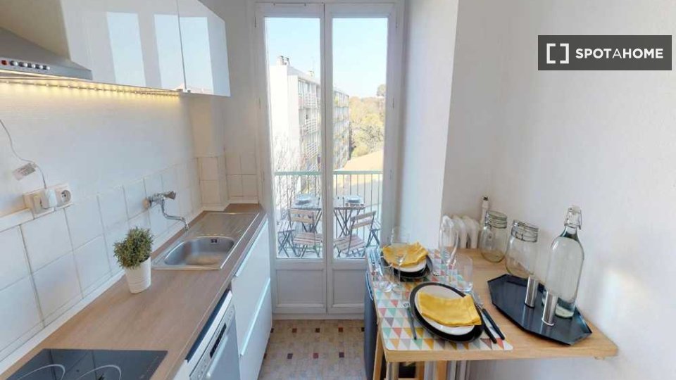 Double room Montpellier, 4 beds, 60m² — photo 17