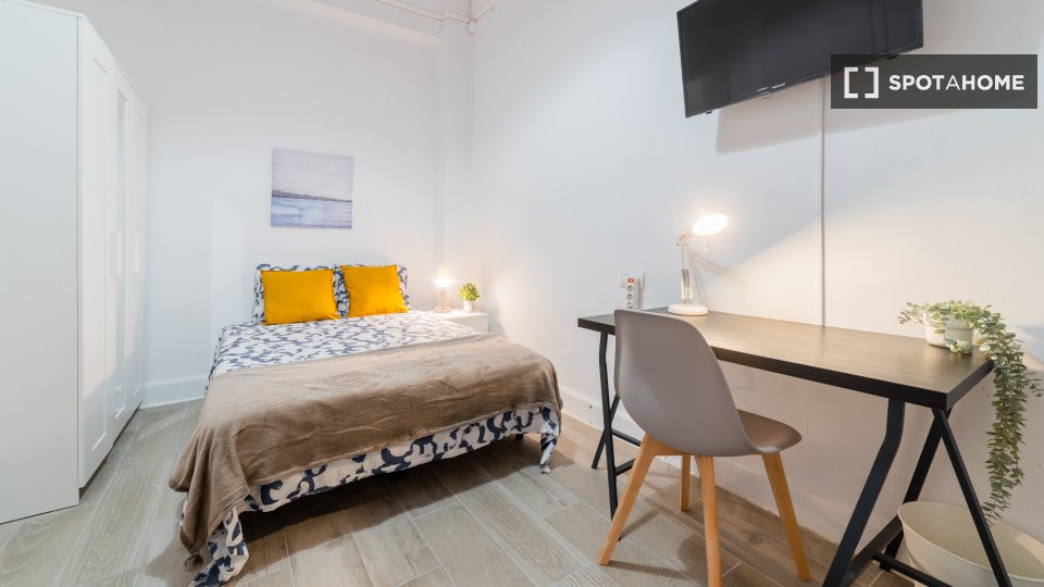 Habitación en piso compartido en alquiler en Arrancapins, Valencia.