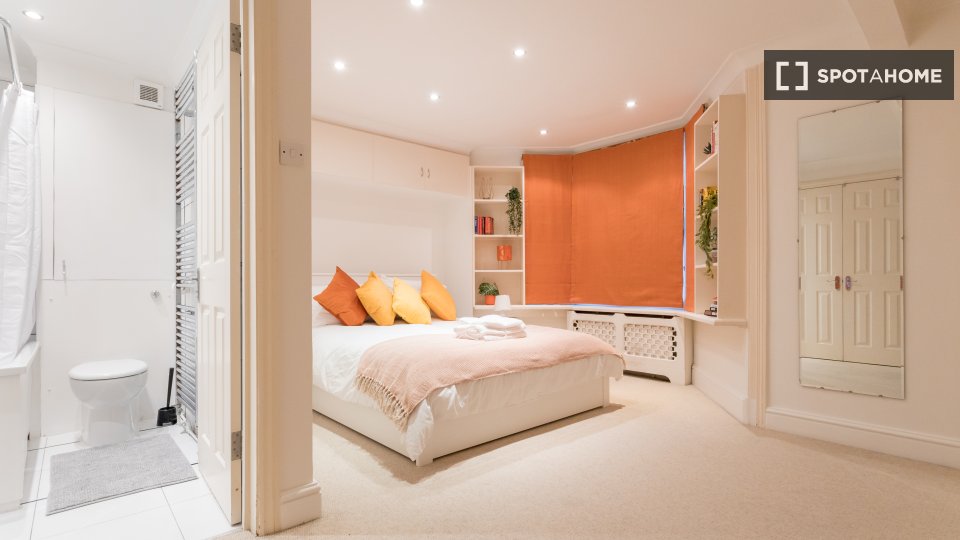 Apartment London, 2 beds, 93m² — photo 13