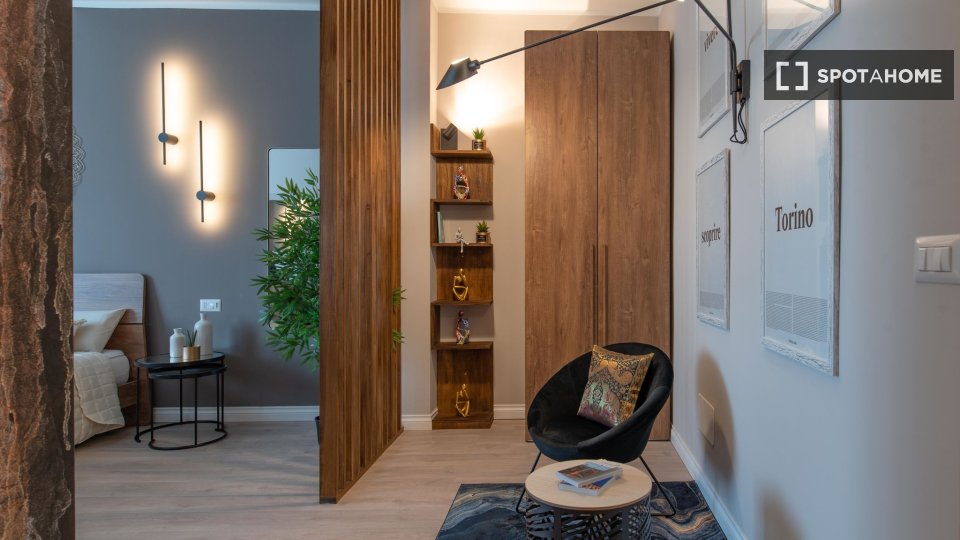 Apartment Turin, 1 bed, 75m² — photo 15