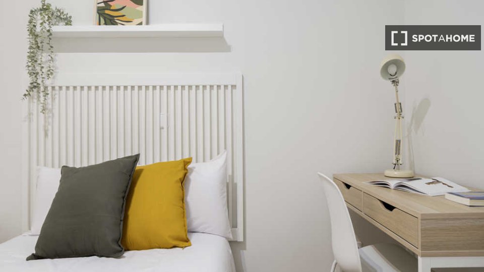 Habitación en piso compartido en alquiler en Gaztambide, Madrid