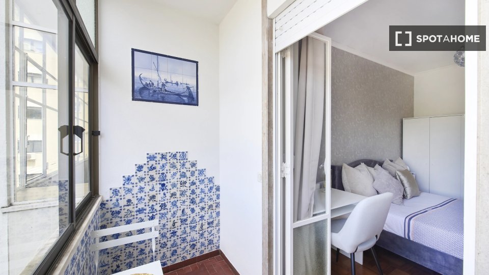 Double room Lisbon, 7 beds — photo 15