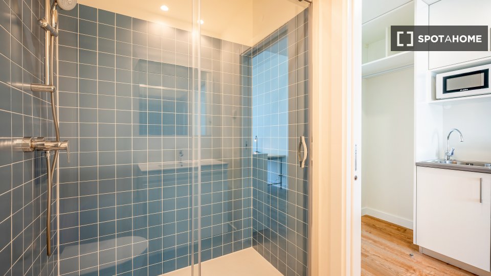 Apartment mono Lisbon, 18m² — photo 18