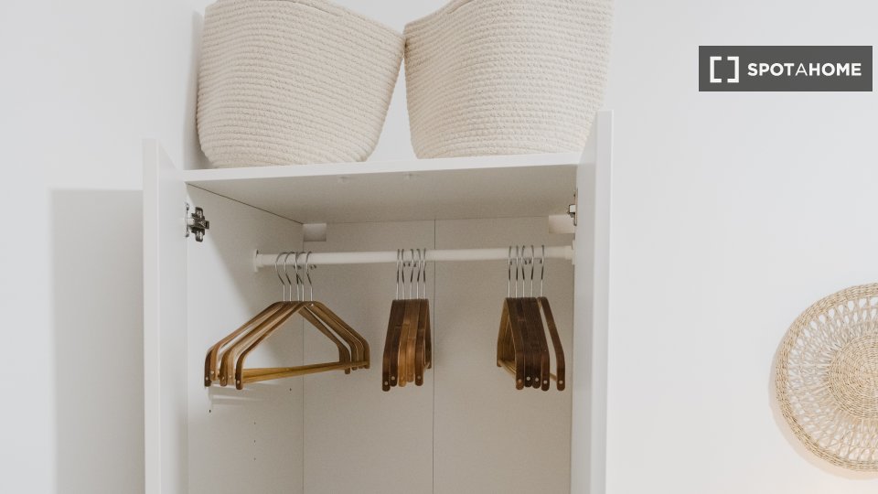 Double room Barcelona, 3 beds, 62m² — photo 7