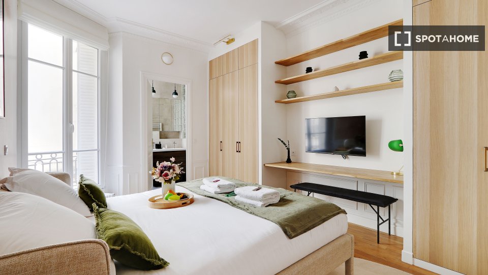 Apartment Paris, 2 beds, 132m² — photo 5