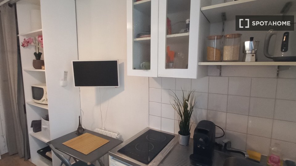Apartment mono Paris, 14m² — photo 3