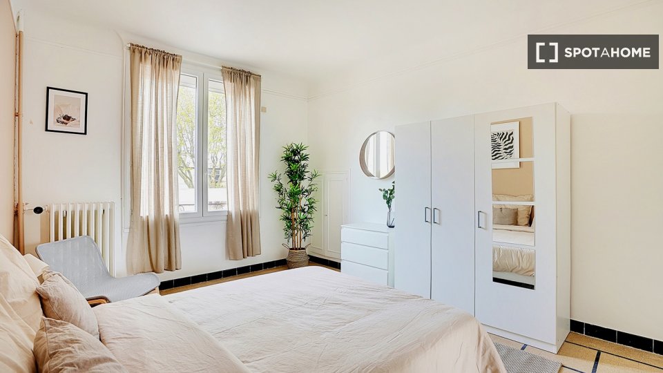 Double room Paris, 5 beds — photo 11