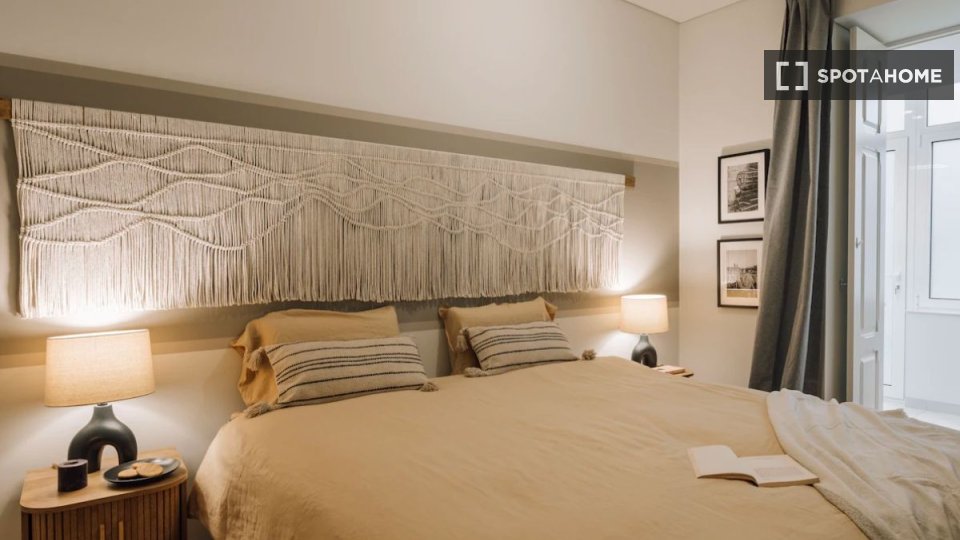 Apartment Lisbon, 3 beds — photo 15