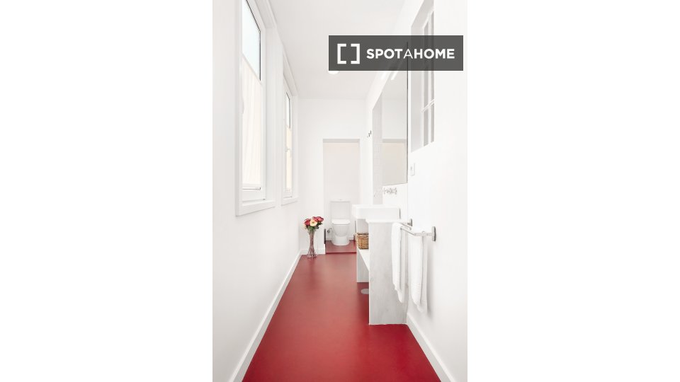 Apartment Porto, 4 beds, 60m² — photo 6