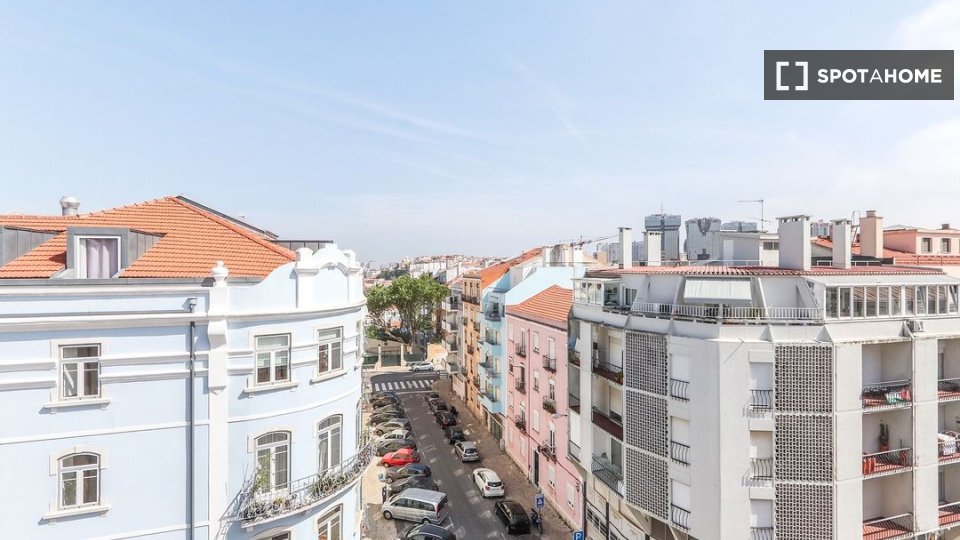 Double room Lisbon, 6 beds — photo 17