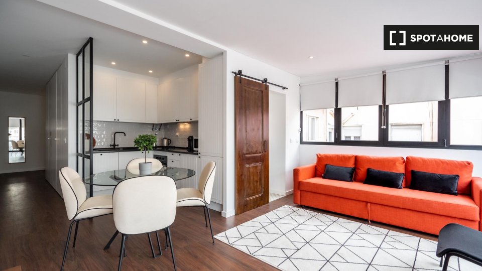 Apartment Lisbon, 2 beds — photo 1