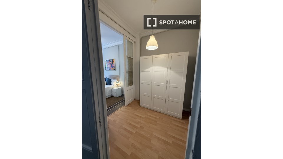 Double room Barcelona, 7 beds, 180m² — photo 16