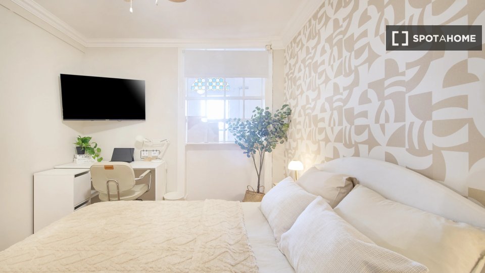 Double room Lisbon, 7 beds — photo 13