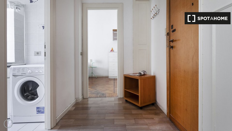 Apartment Milan, 1 bed, 63m² — photo 11