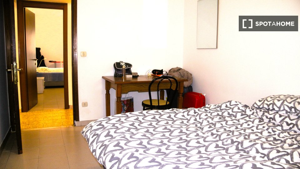 Double room Rome, 5 beds — photo 21