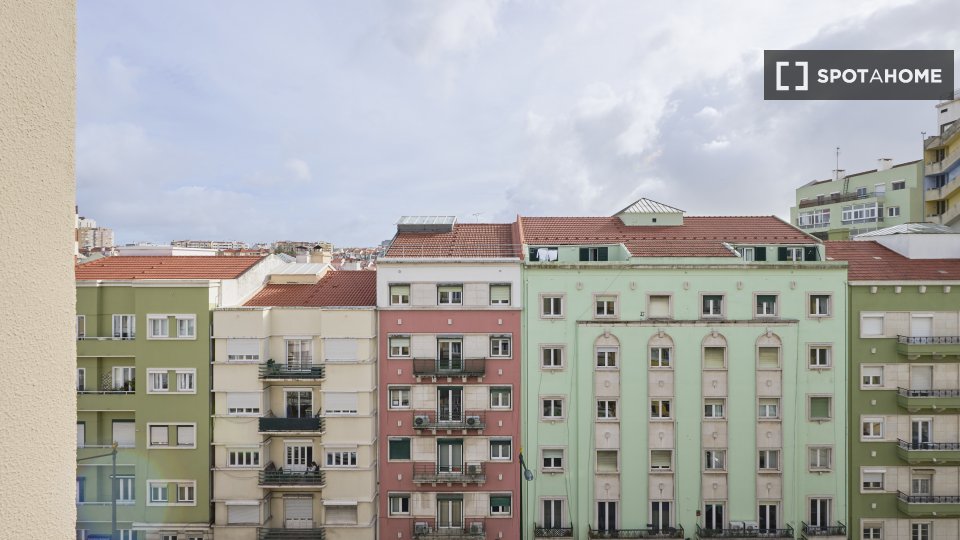 Double room Lisbon, 10 beds — photo 42