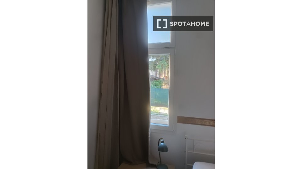 Double room Milan, 4 beds, 120m² — photo 12