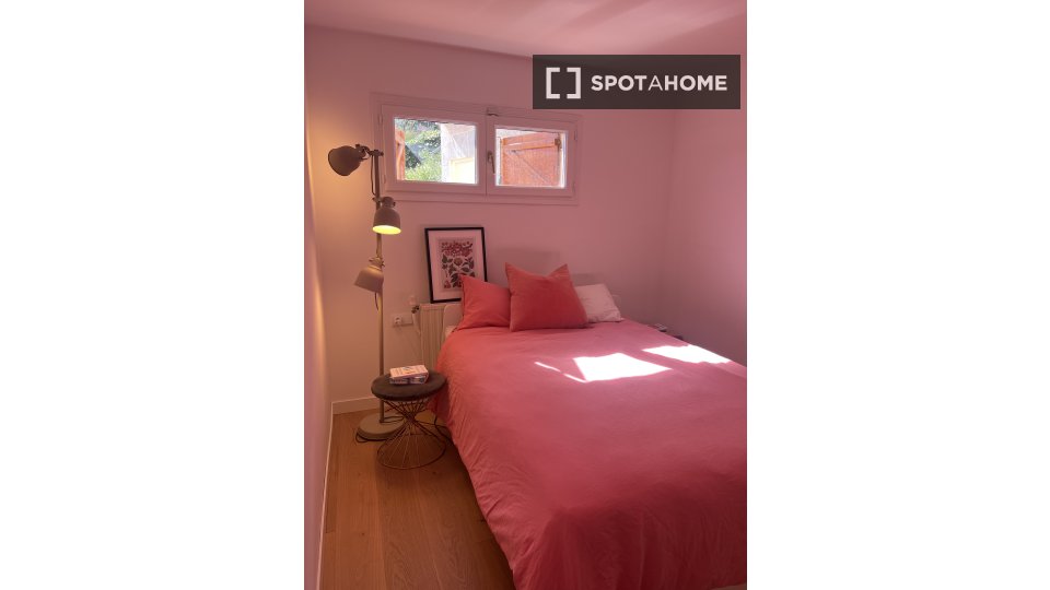 Double room Barcelona, 4 beds, 185m² — photo 18
