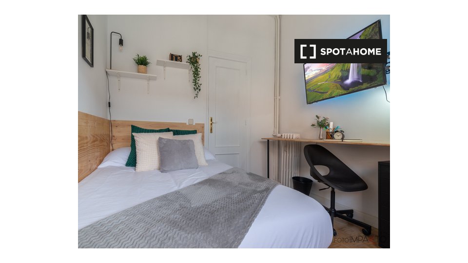 Double room Madrid, 6 beds, 207m² — photo 17