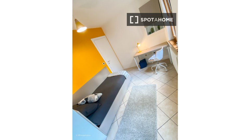 Double room Trento, 2 beds — photo 2