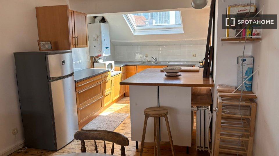 Apartment Brussels, 2 beds, 95m² — photo 2