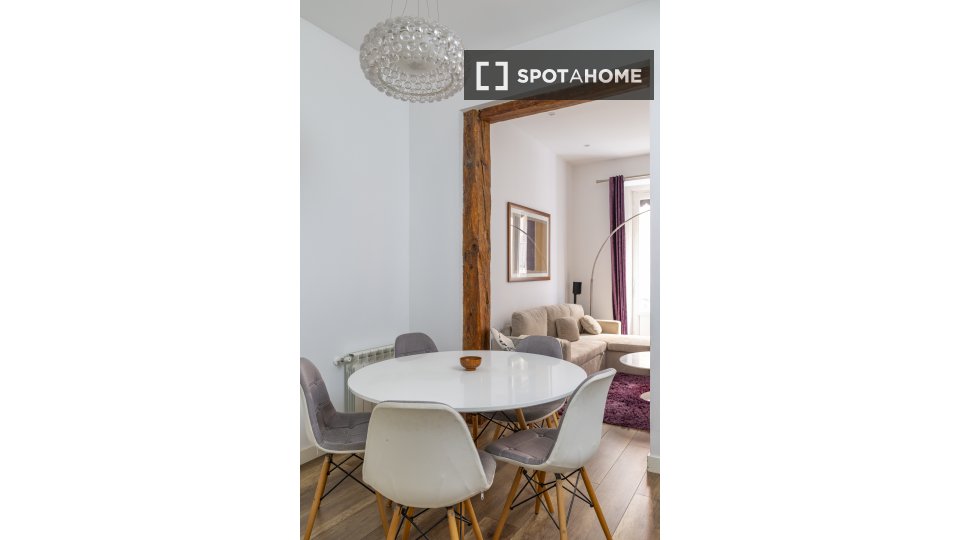 Apartment Madrid, 2 beds, 80m² — photo 2