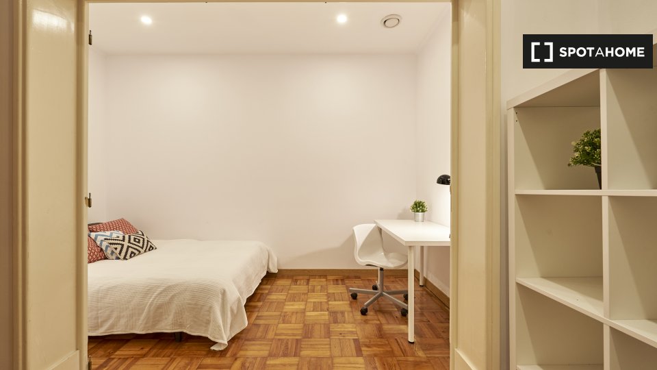 Double room Lisbon, 11 beds — photo 2
