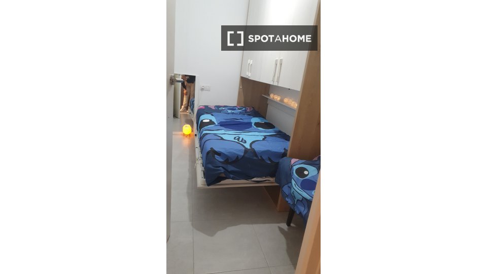 Double room Barcelona, 2 beds, 60m² — photo 6