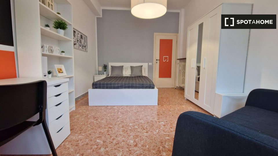 Double room Rome, 4 beds — photo 9