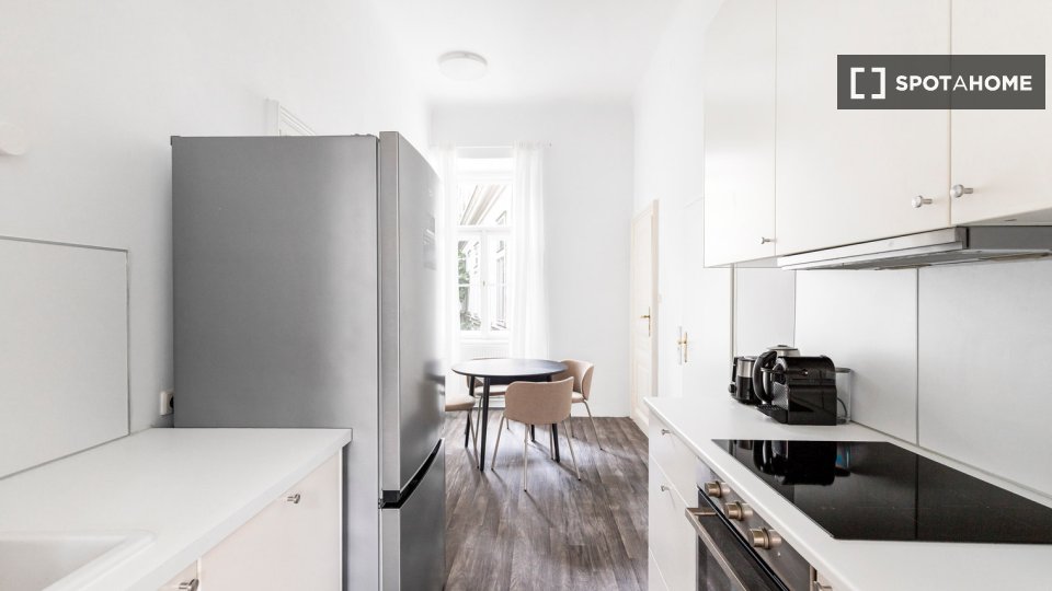 Apartment Vienna, 2 beds, 99m² — photo 2