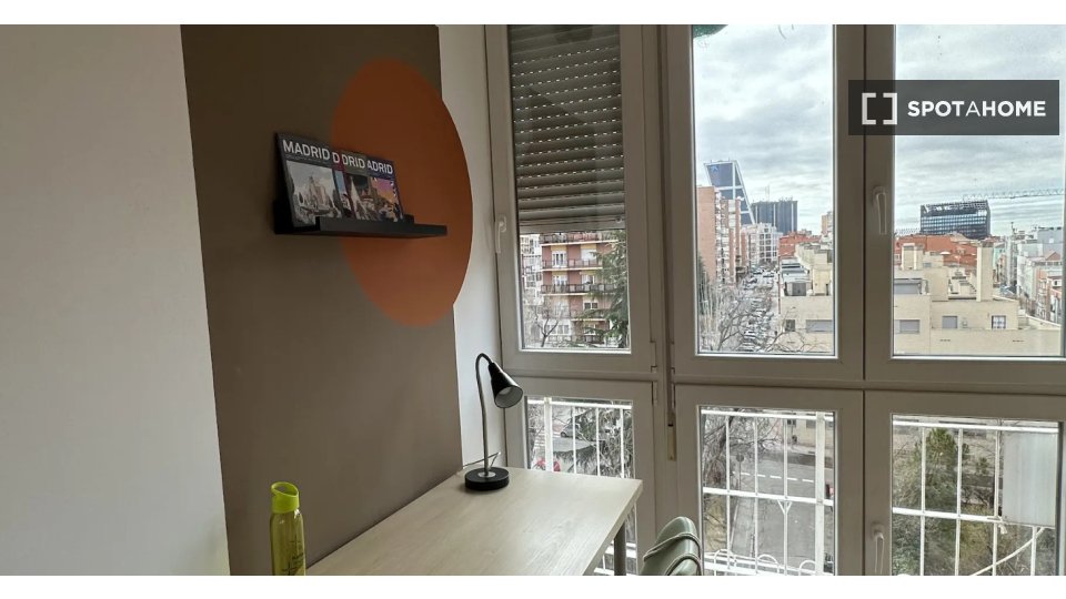 Double room Madrid, 7 beds — photo 30