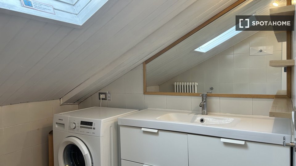 Apartment Milan, 1 bed, 58m² — photo 3