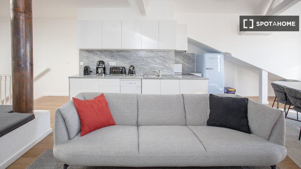 Apartment Porto, 4 beds, 140m² — photo 19
