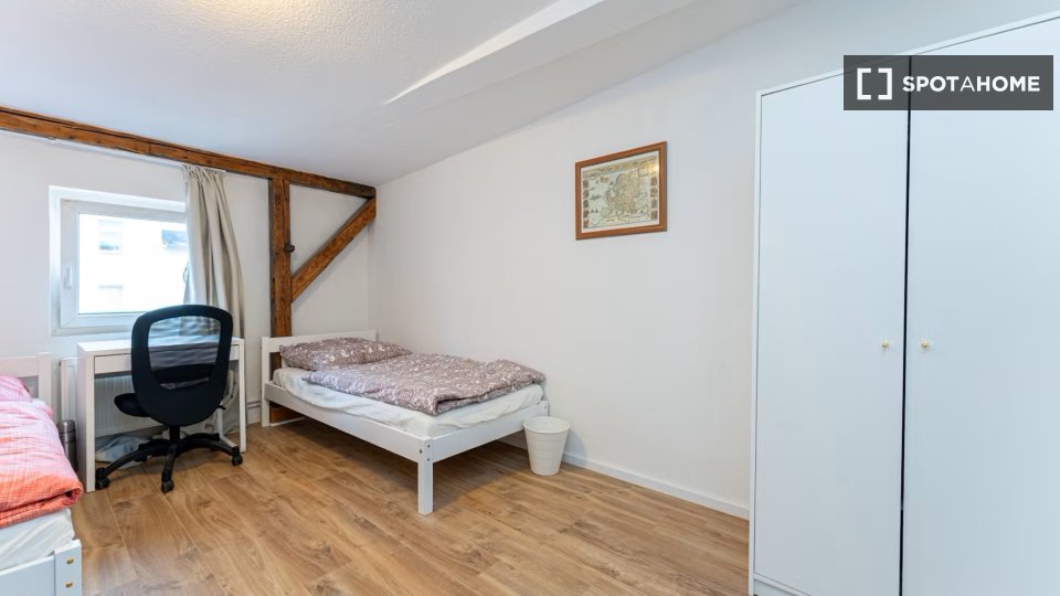 Double room Berlin, 10 beds, 120m² — photo 4