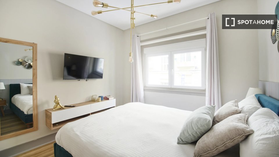 Apartment Lisbon, 1 bed — photo 13