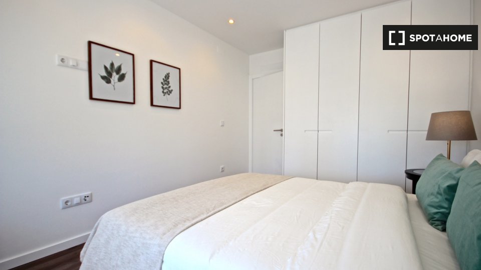 Apartment Lisbon, 1 bed — photo 16