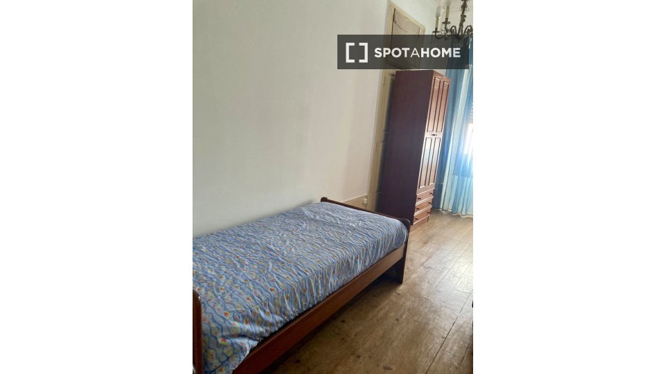 Double room Porto, 3 beds — photo 7