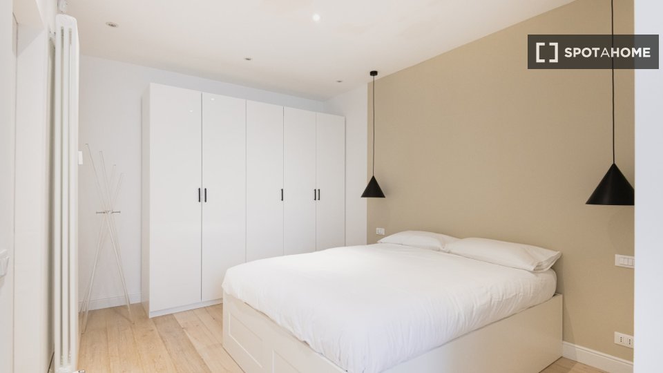 Apartment Milan, 1 bed, 81m² — photo 14