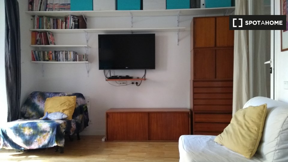 Apartment Madrid, 1 bed, 60m² — photo 2