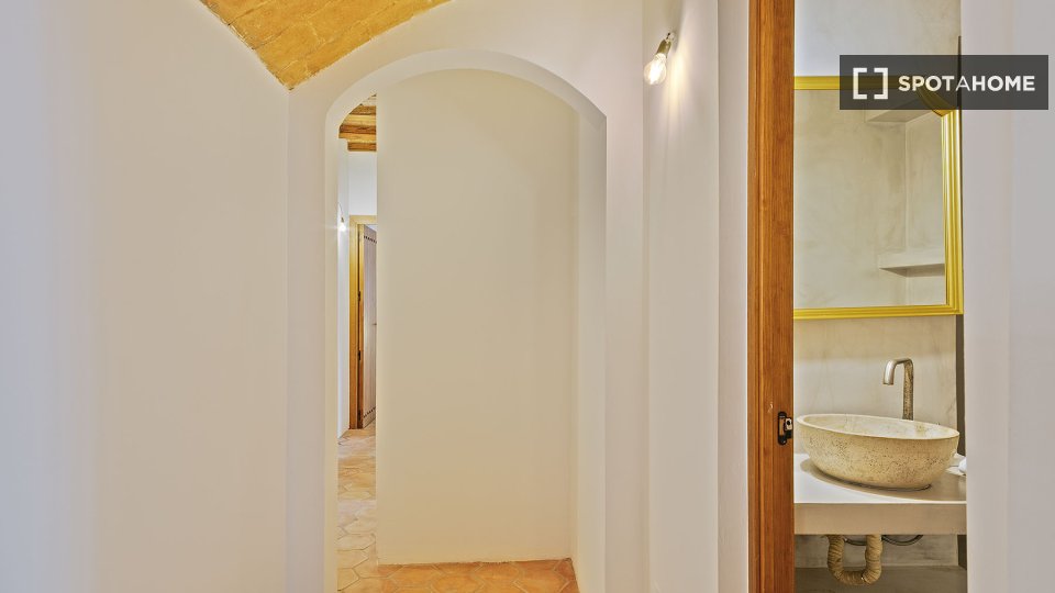 Apartment Barcelona, 2 beds, 85m² — photo 39