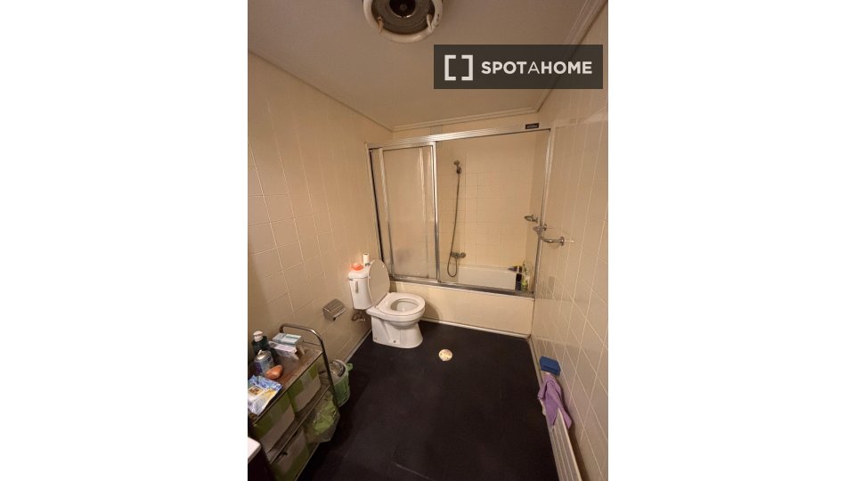 Double room Pamplona, 1 bed — photo 5