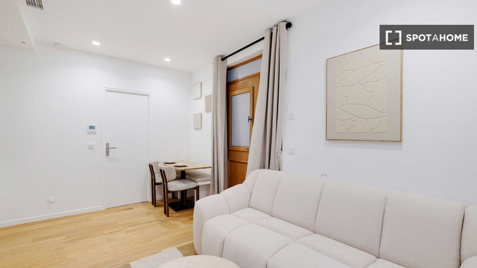 Apartment mono Paris, 38m² — photo 2