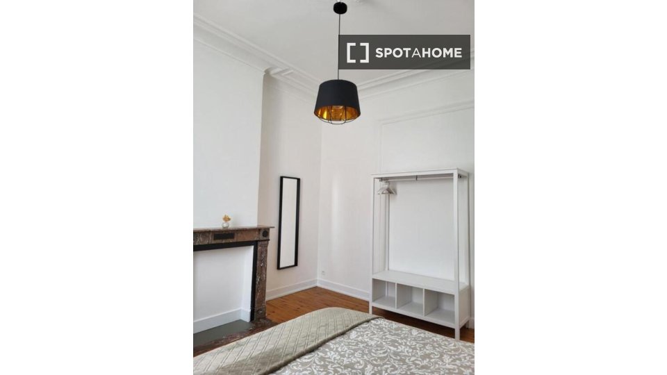 Double room Brussels, 6 beds — photo 11