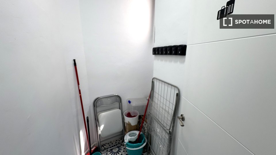Double room Granada, 6 beds — photo 15