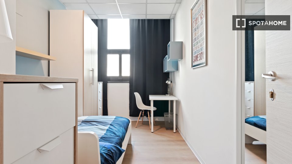 Double room Milan, 6 beds, 128m² — photo 10