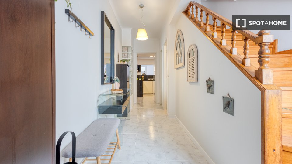 Double room Porto, 3 beds, 149m² — photo 15