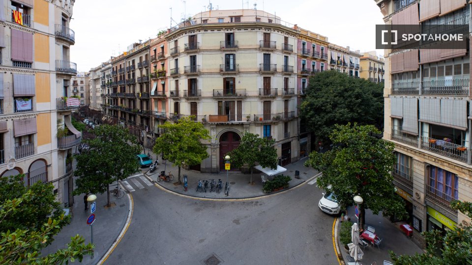 Double room Barcelona, 6 beds, 150m² — photo 14